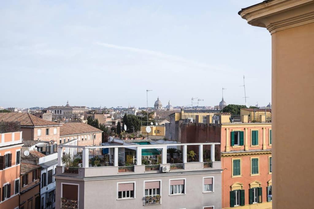 Pink Intimate Jacuzzi Suite Trastevere - Top Collection Rome Bagian luar foto